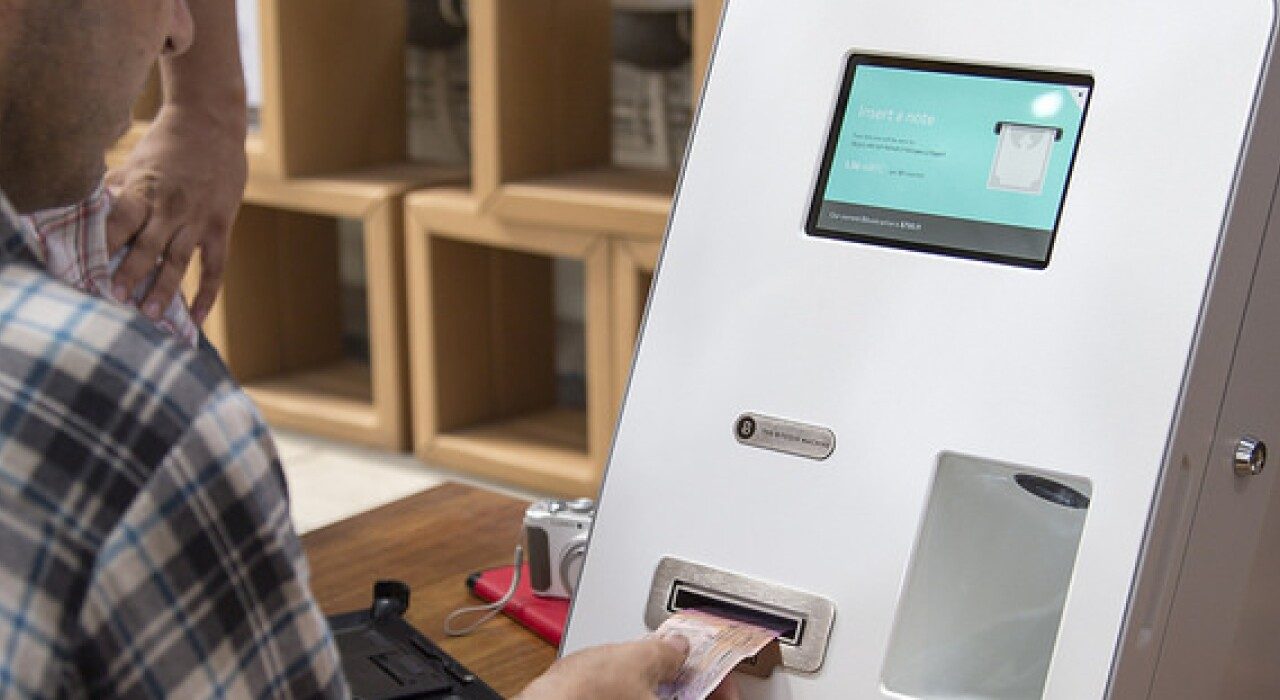 California har som mål å slå ned på Bitcoin ATM-svindlere